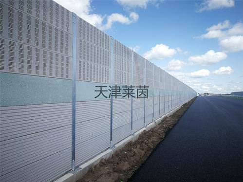 <a href=http://www.chekf.cn/news_article?news_id=113>高速公路聲屏障</a>