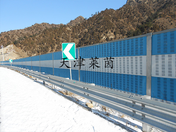 <a href=http://www.chekf.cn/news_article?news_id=124>聲屏障</a>