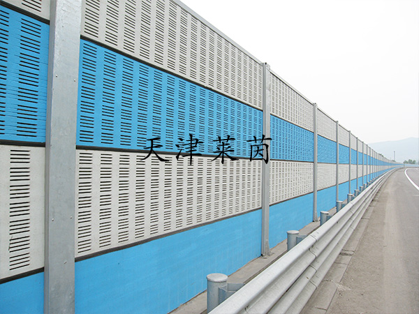 <a href=http://www.chekf.cn/news_article?news_id=129>高速公路隔音</a>